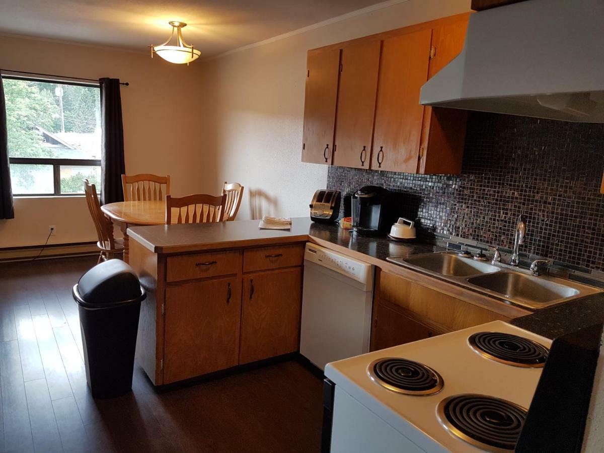 Indoor Comfort In An Outdoor Paradise Sleeps 4- 5 Min To Golf & Ski Apartment Kimberley Bagian luar foto
