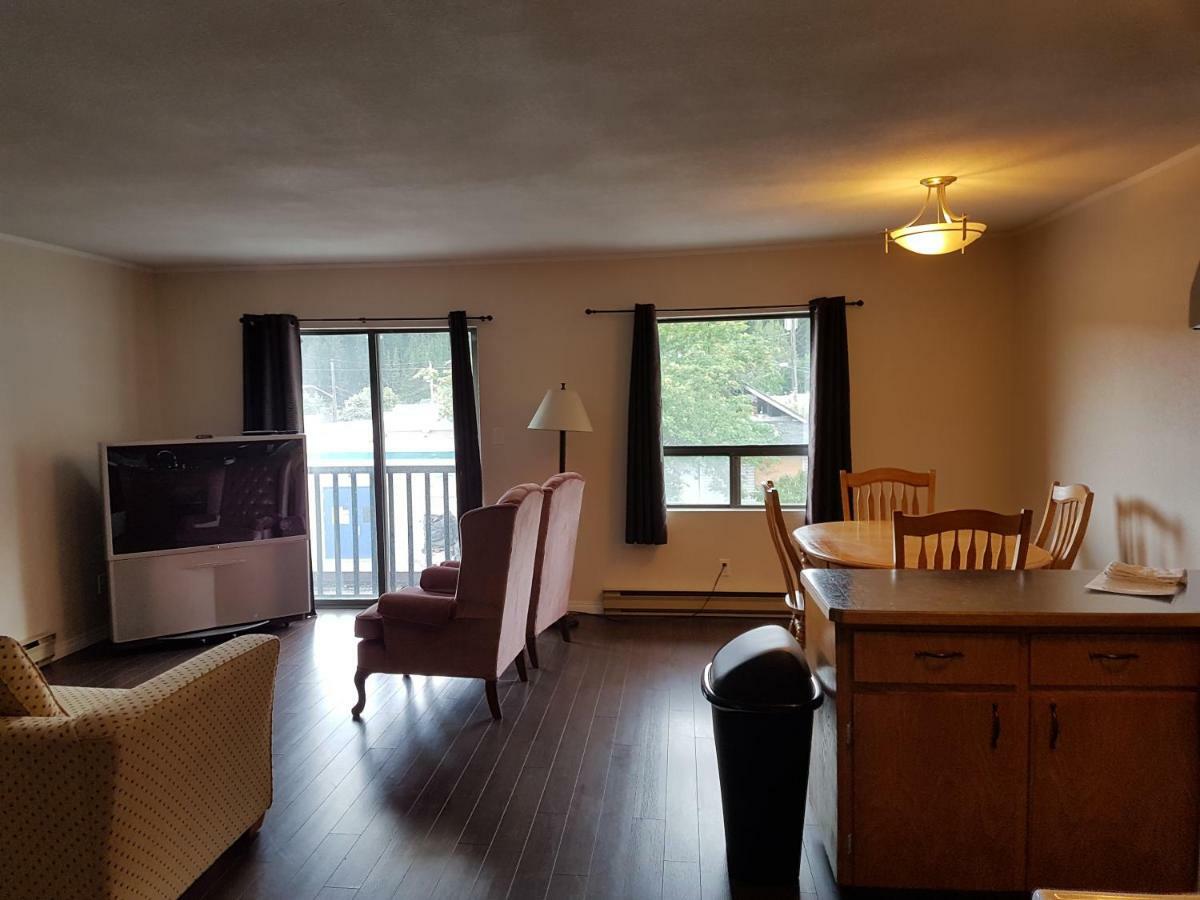 Indoor Comfort In An Outdoor Paradise Sleeps 4- 5 Min To Golf & Ski Apartment Kimberley Bagian luar foto